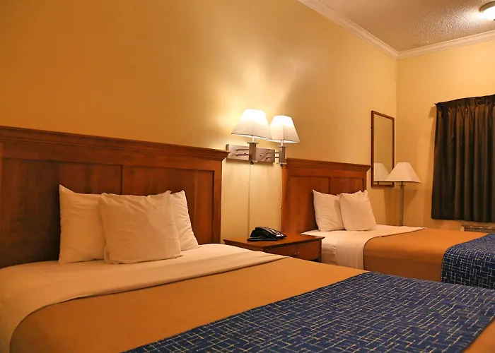 Motels in Pasadena