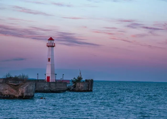 Mackinac Island City Center Hotels