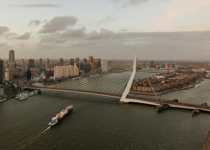 Rotterdam Hostels