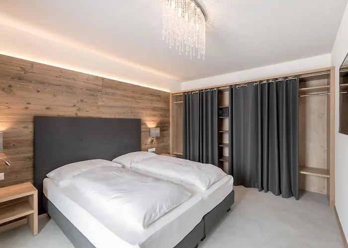 Mondschein Hotel&Chalet Ski-In Ski-Out Luxus am Arlberg