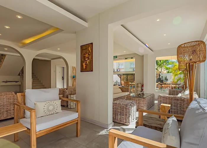 Seastar Hotel