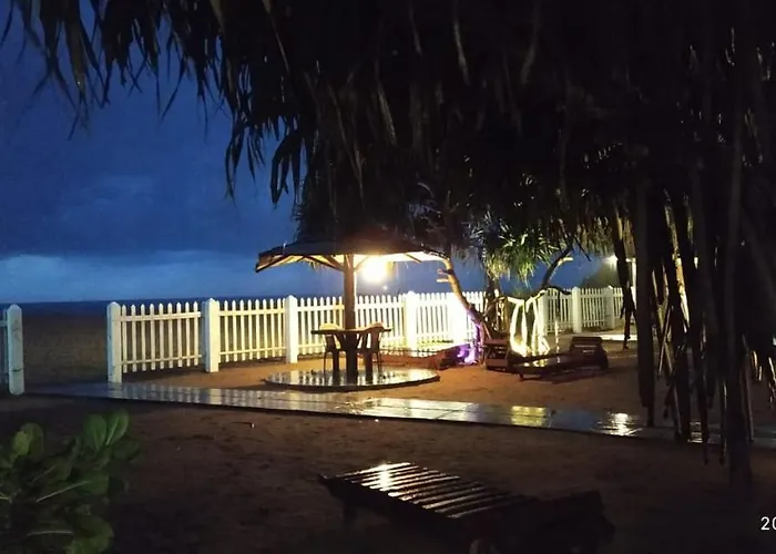 Green Shadows Beach Hotel