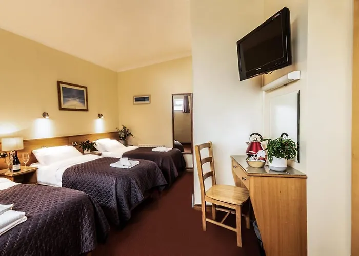 Holiday Hotel
