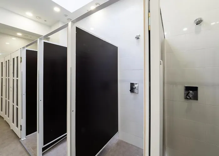 El Hostel & Co