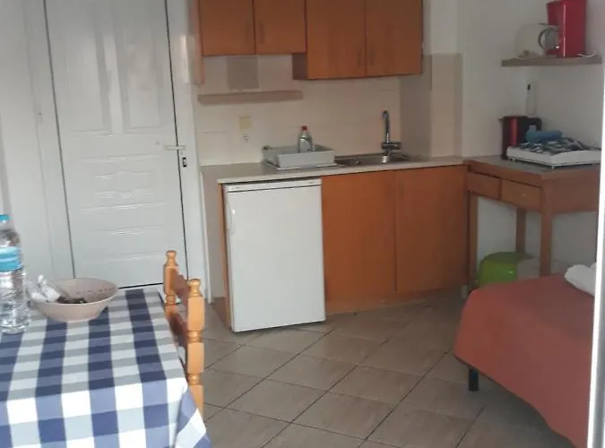 Katerina & Efi Apartments