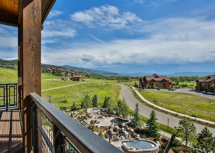 Trailhead Lodge 4100