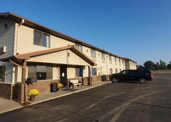 Faulkton Hotels