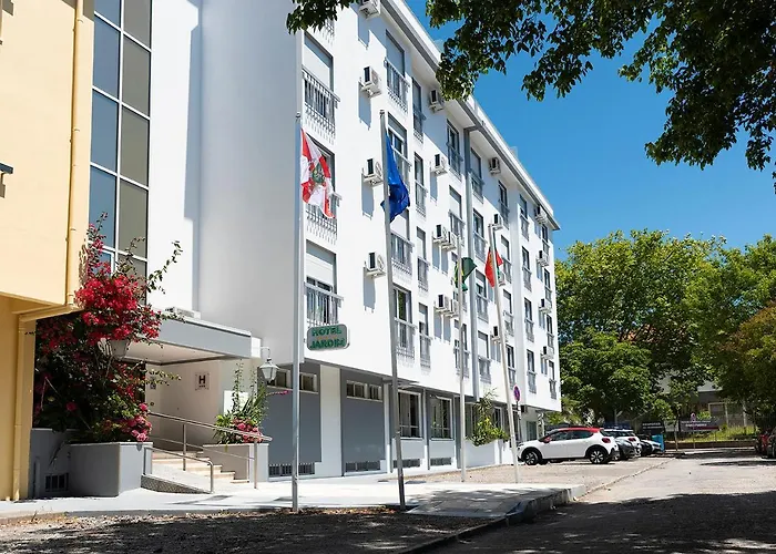 Hotéis baratos em Aveiro