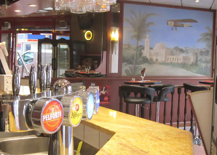 Aero Hotel