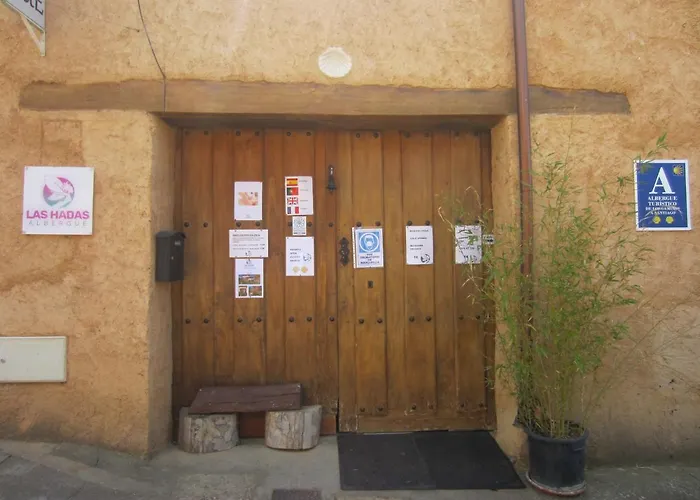 Las Hadas Albergue -Solo Para Peregrinos - Vegano -Bar