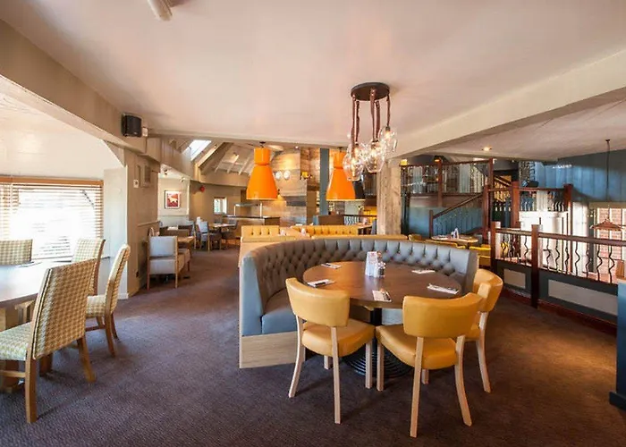 Premier Inn Tamworth Central