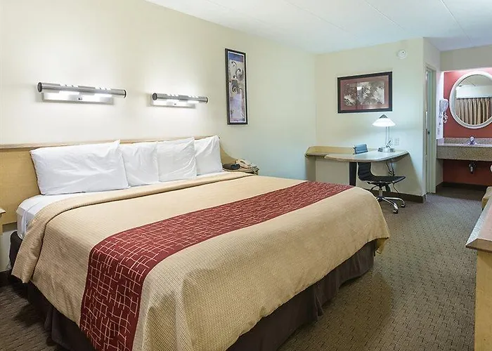 Red Roof Inn Detroit - Farmington Hills