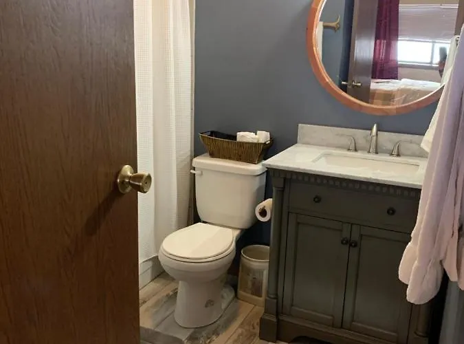 Beaver Village Apartment