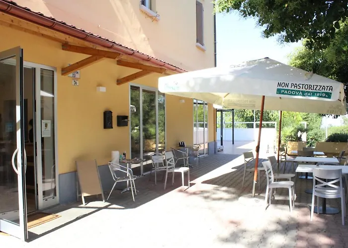 Hotel La Locanda Di Montecatone