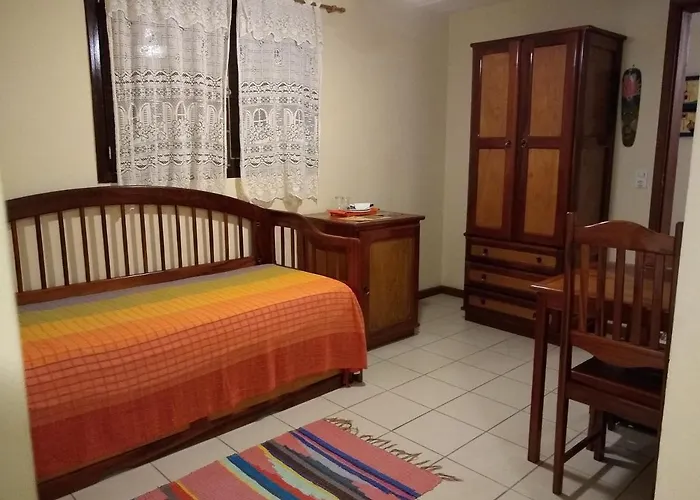 Hotéis centrais de Maricá
