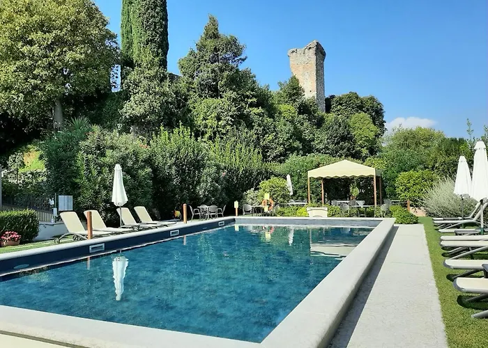 Aparthotels in San Felice del Benaco