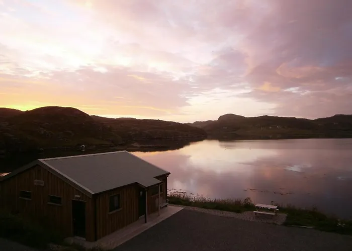 Otter Bunkhouse