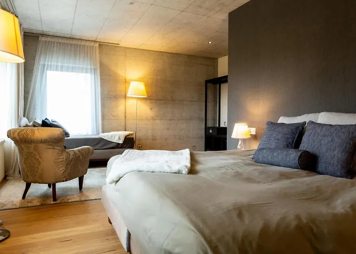 Hotel De L'Ours Preles