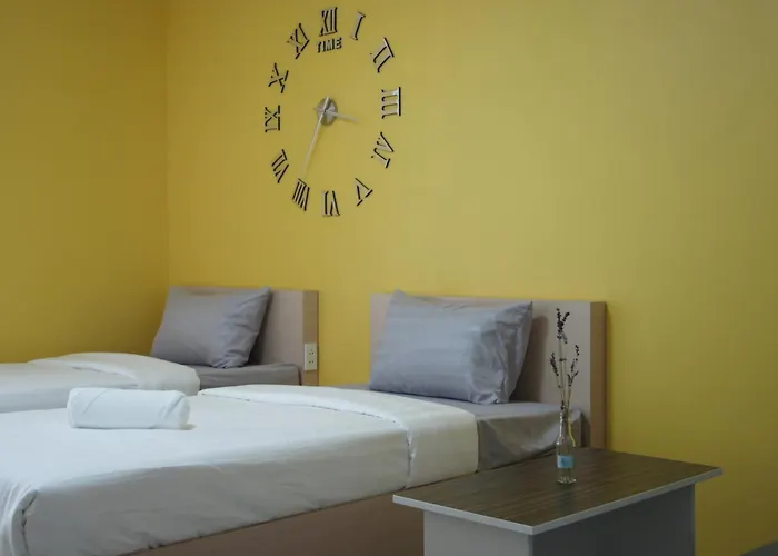 H12, The Stylish Apartment