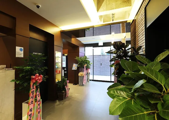 Hotel In Modern