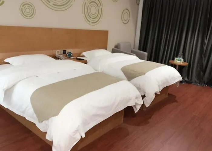 Greentree Inn Nanjing Jiangning District Jiulong Lake Subway Station Express Hotel