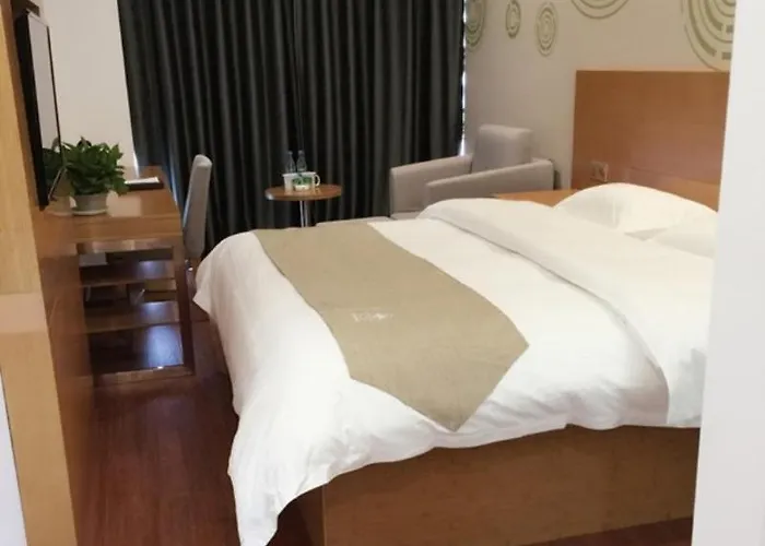 Greentree Inn Nanjing Jiangning District Jiulong Lake Subway Station Express Hotel