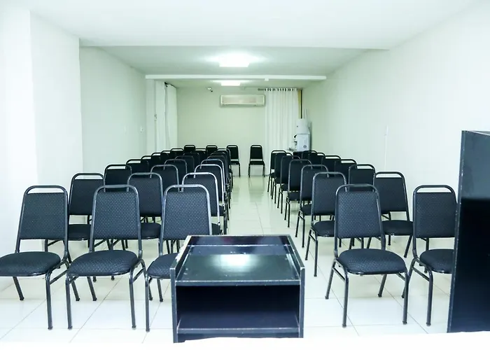 Avelan Plaza Hotel