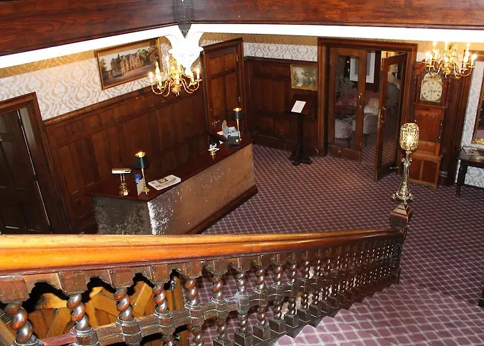 Oakwood Hall Hotel