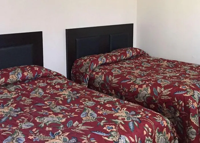 Country Place Inn And Suites White Haven