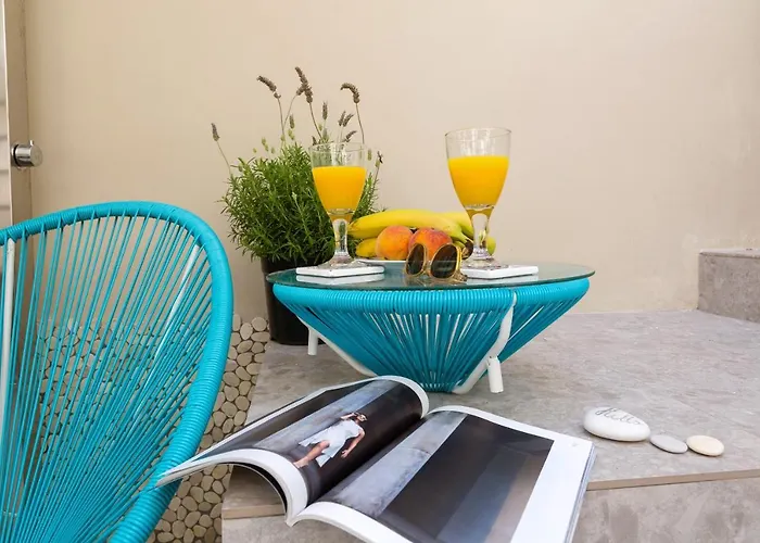 Loc Hospitality Urban Suites