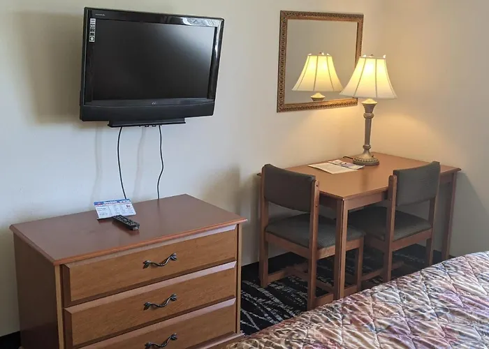 Heritage Inn And Suites