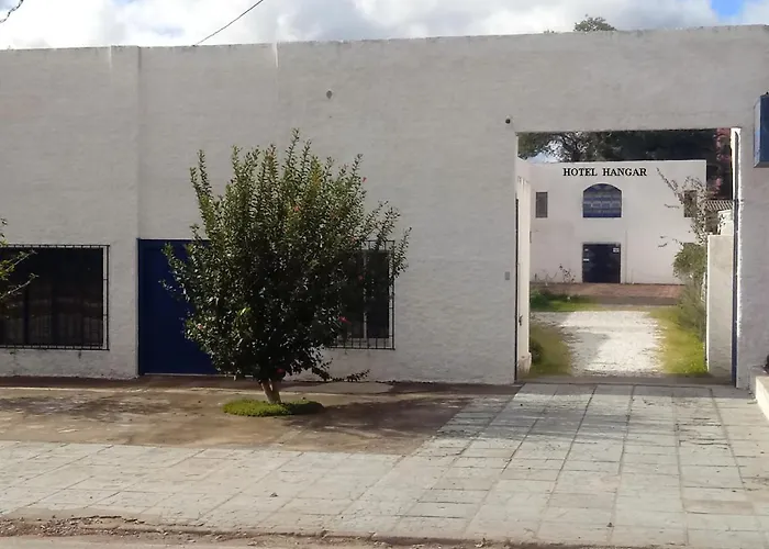Hotel Hangar