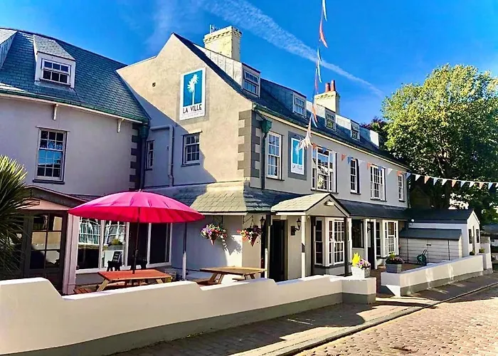 La Ville Hotel