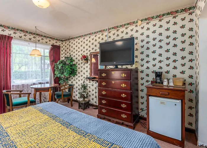 Parkway Inn