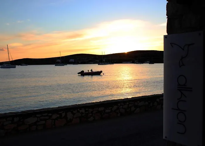 Parikia (Paros) Beach hotels