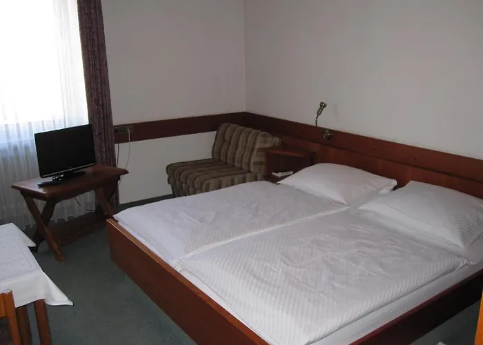 Hotel Maifelder Hof