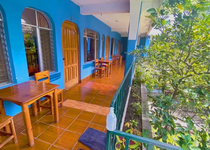 Casa De Los Enredos