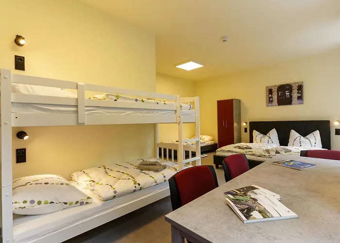 Hotel und Hostel Gleisbett