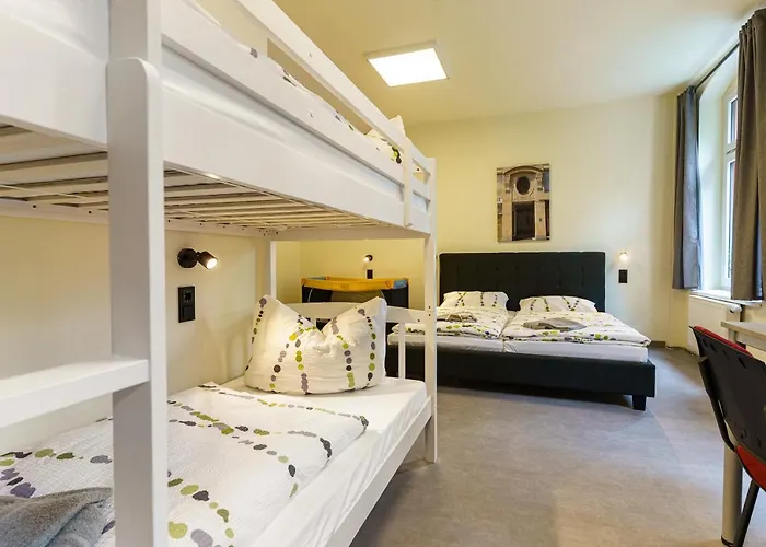 Hotel und Hostel Gleisbett