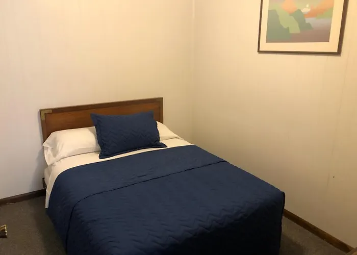 Warsaw Motels