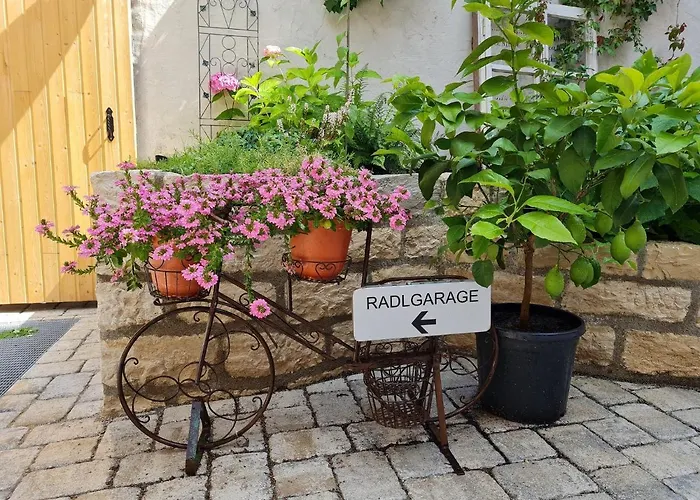 Hotels in Berching