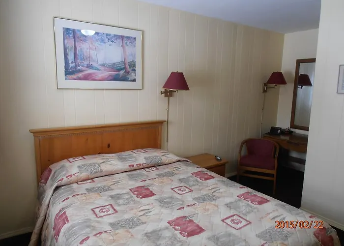 Maples Motel