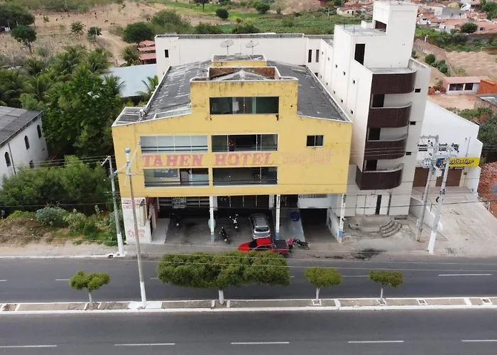 Hotéis de Santa Quiteria