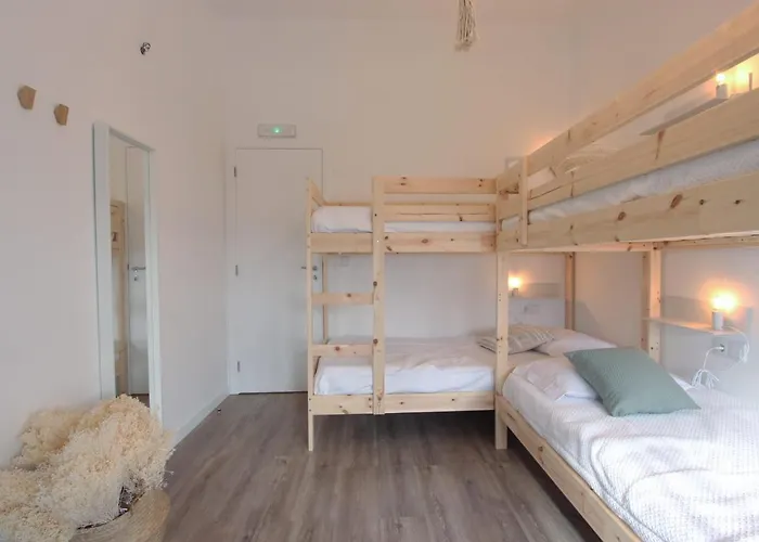 Hotels in Geres