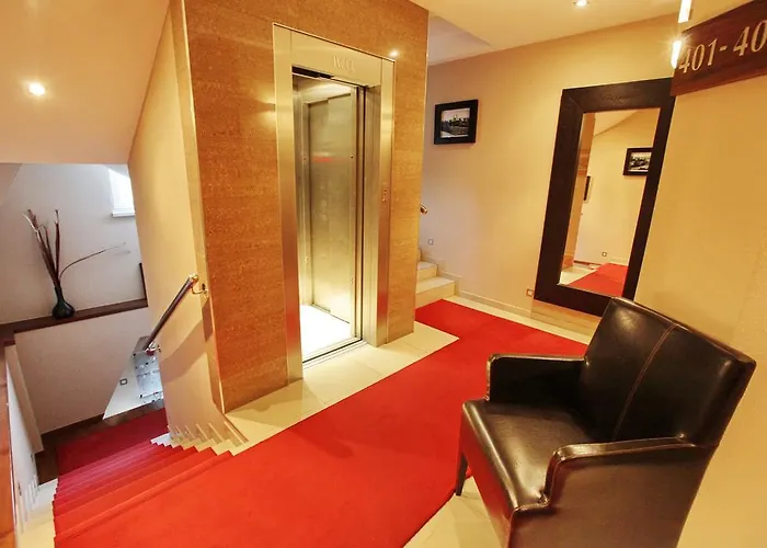 City Hotel Nitra With Free Parking