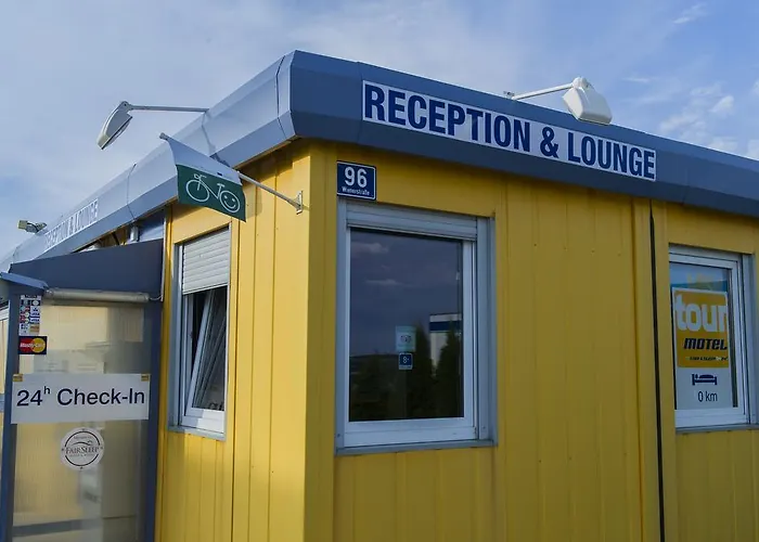 Tour-Motel