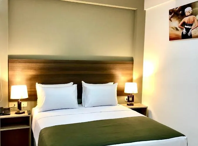 Hospedaje Santa Cruz