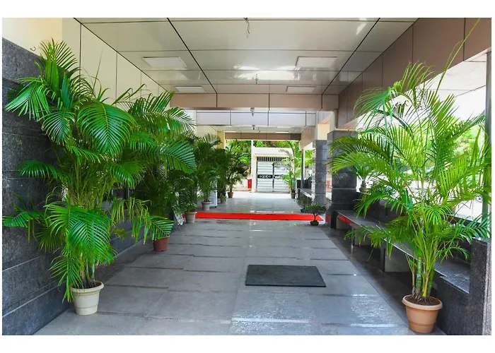 Hotel Sr Tiruchendur