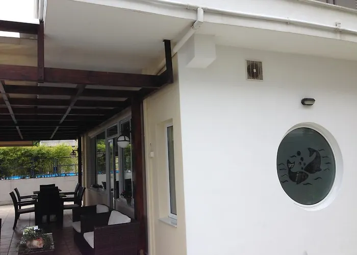 Alma Hotel