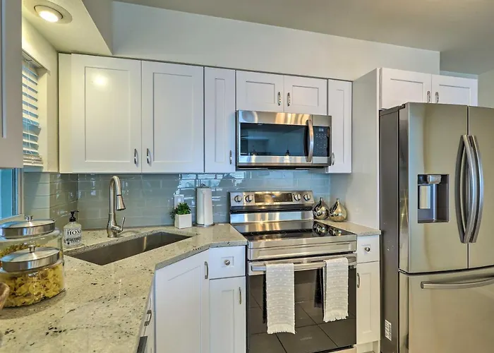 Walkable Florida Duplex: 2 Blocks To Cocoa Beach!
